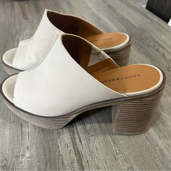 Lucky Brand Dinali Platform Leather Block Mules Beige NEW​ - Picture 2 of 10